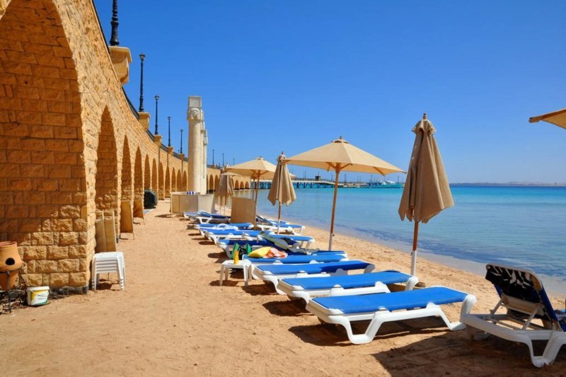 Menikmati Pantai di Hurghada2